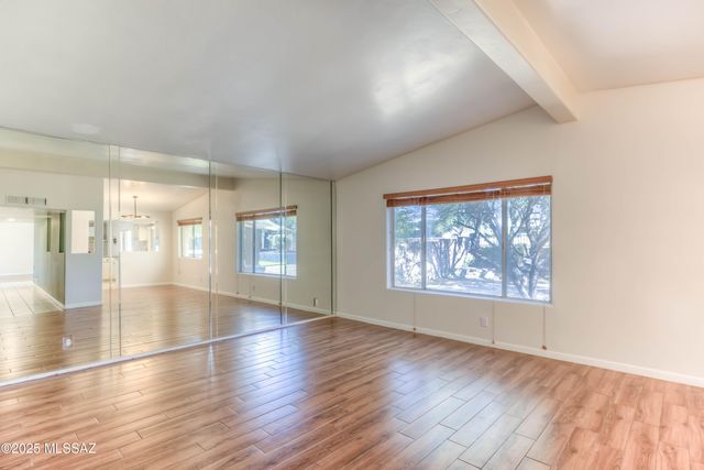 141 S Charleston Avenue, Vail, AZ 85641