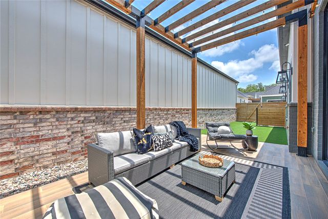 3407 SW Awakening Avenue, Bentonville, AR 72713
