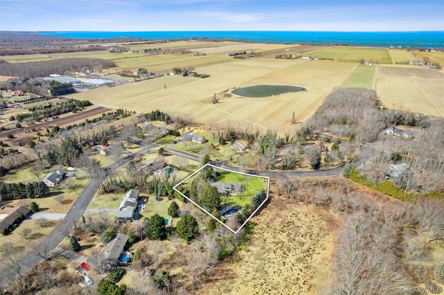 435 Old Saddle Lane, Cutchogue, NY 11935