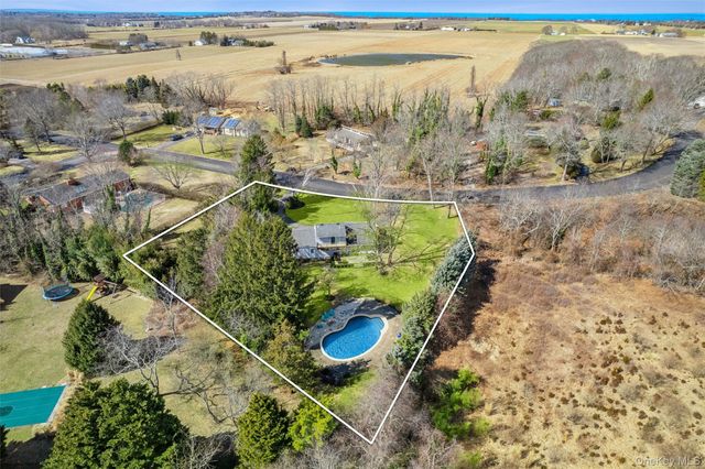 435 Old Saddle Lane, Cutchogue, NY 11935