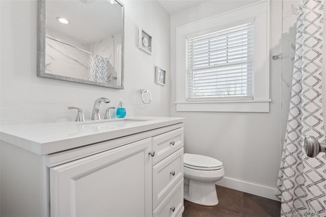 435 Old Saddle Lane, Cutchogue, NY 11935