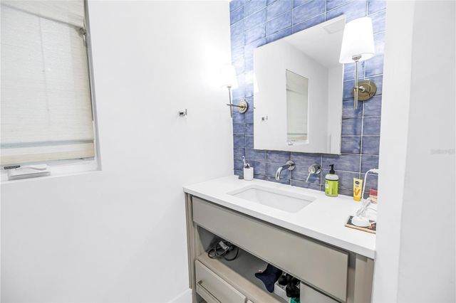 3400 WATERBRIDGE DRIVE, Tampa, FL 33618