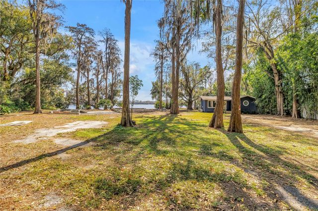 3400 WATERBRIDGE DRIVE, Tampa, FL 33618