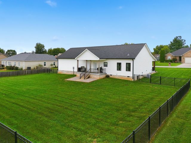1396 Meadow Lark Drive, Lawrenceburg, KY 40342