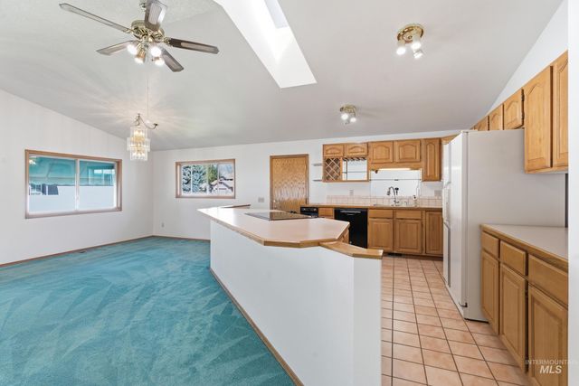 9917 W Whirlaway, Boise, ID 83704