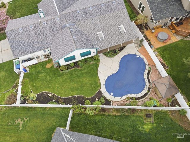 9917 W Whirlaway, Boise, ID 83704