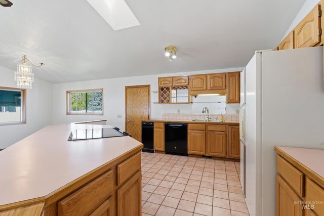 9917 W Whirlaway, Boise, ID 83704