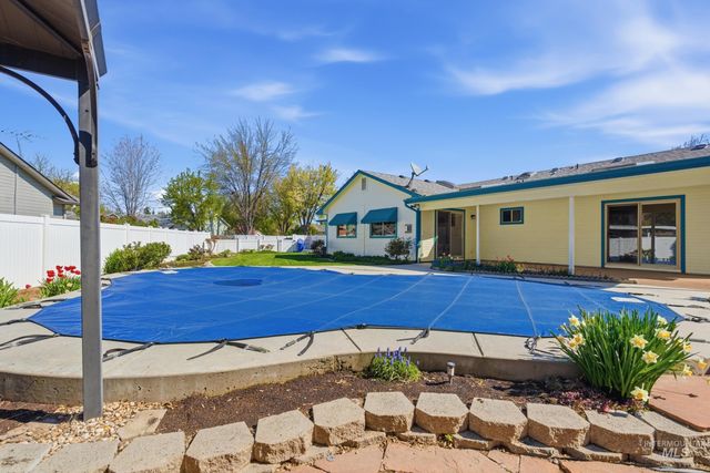 9917 W Whirlaway, Boise, ID 83704