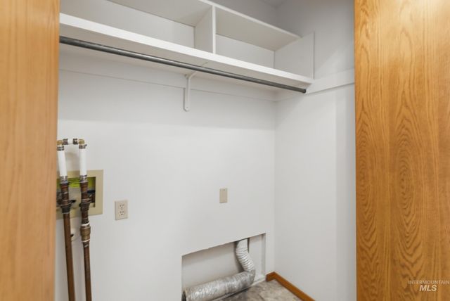 9917 W Whirlaway, Boise, ID 83704