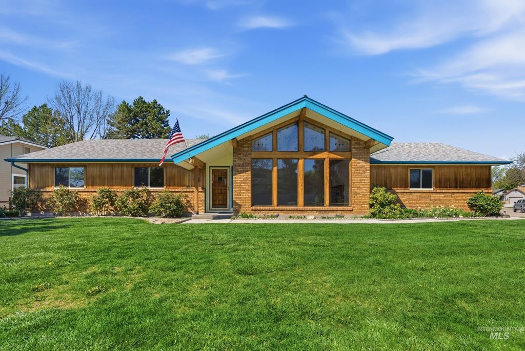 9917 W Whirlaway, Boise, ID 83704