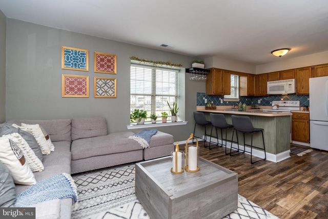 393 KENT LN, Perkasie, PA 18944