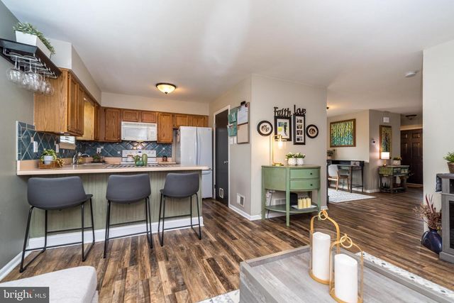 393 KENT LN, Perkasie, PA 18944