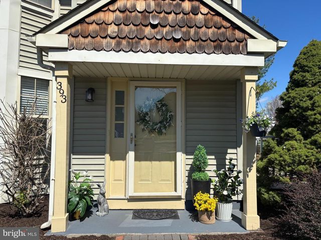393 KENT LN, Perkasie, PA 18944