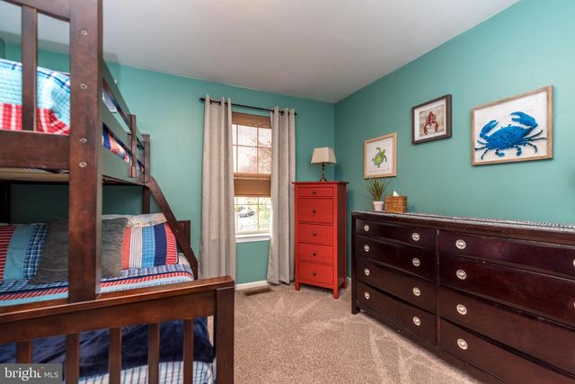 393 KENT LN, Perkasie, PA 18944