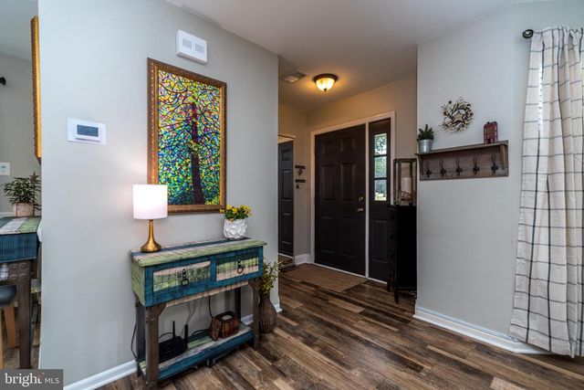 393 KENT LN, Perkasie, PA 18944