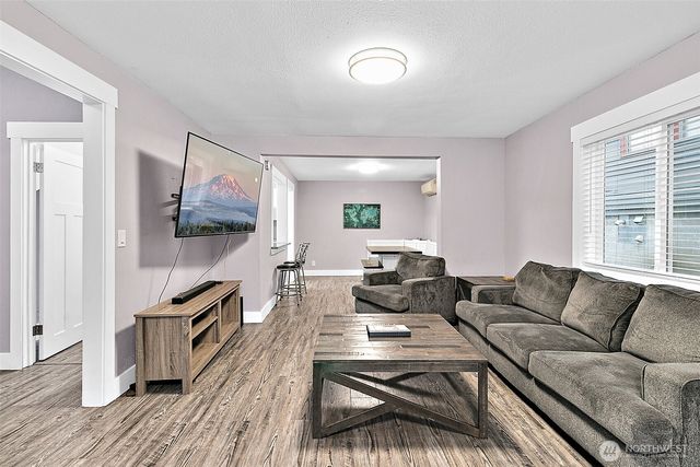 1415 S Yakima Avenue, Tacoma, WA 98405