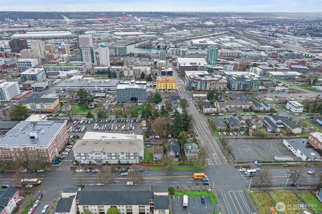 1415 S Yakima Avenue, Tacoma, WA 98405