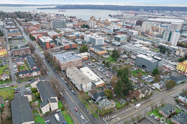 1415 S Yakima Avenue, Tacoma, WA 98405