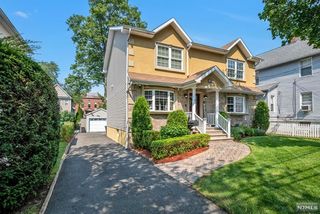 119 Center Street, New Milford, NJ 07646
