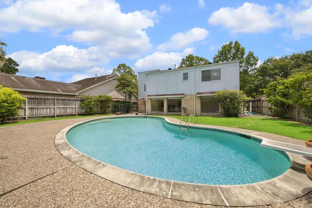 10314 Olympia Drive, Houston, TX 77042