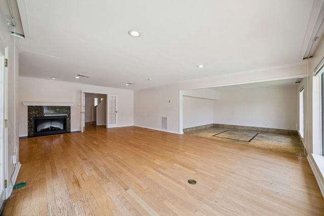 10314 Olympia Drive, Houston, TX 77042