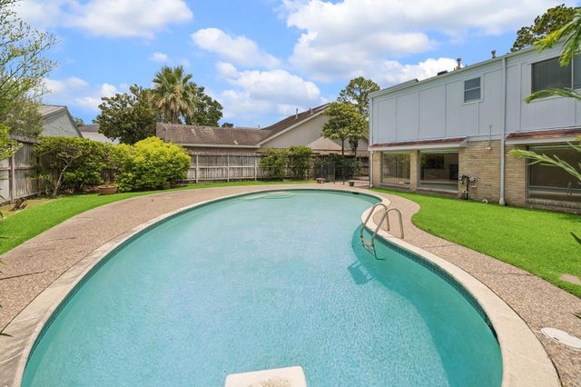 10314 Olympia Drive, Houston, TX 77042