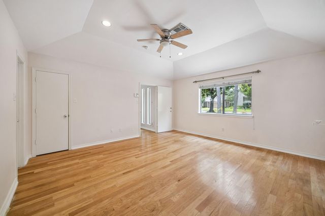 10314 Olympia Drive, Houston, TX 77042