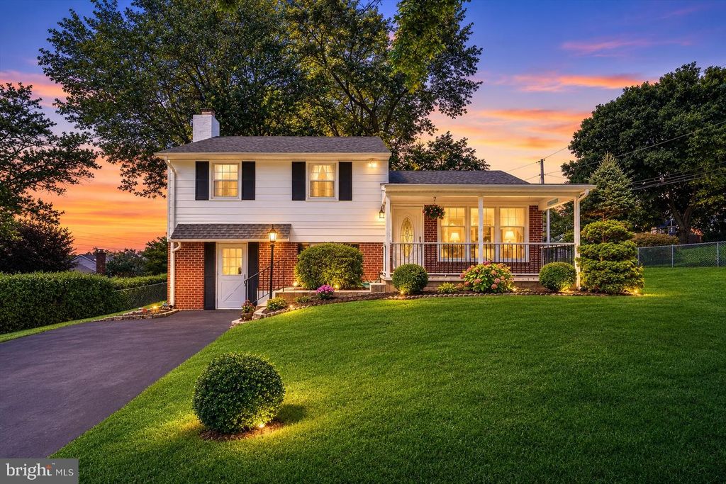 311 SPRING LN, KING OF PRUSSIA, PA 19406 — exterior