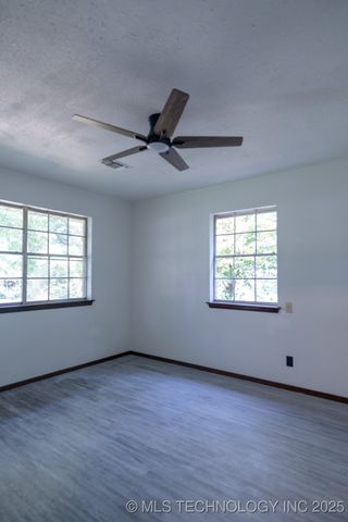 207 SE K, Antlers, OK 74523