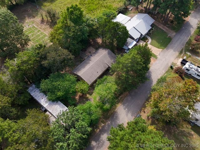 207 SE K, Antlers, OK 74523