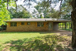 207 SE K, Antlers, OK 74523