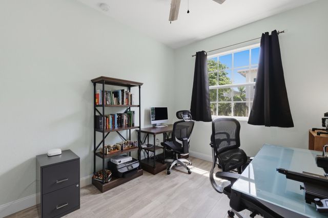 615 SW 2nd Terrace, Pompano Beach, FL 33060