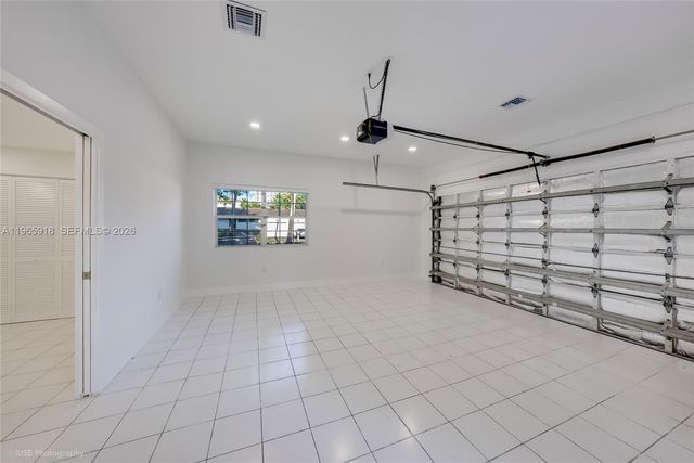 52 Camden Dr, Bal Harbour, FL 33154