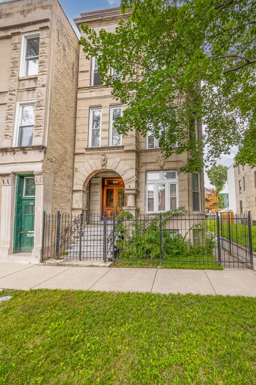 1357 N Maplewood Avenue, Chicago, IL 60622 — photo 2