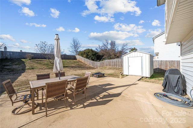 11512 Chapeclane Road, Charlotte, NC 28278