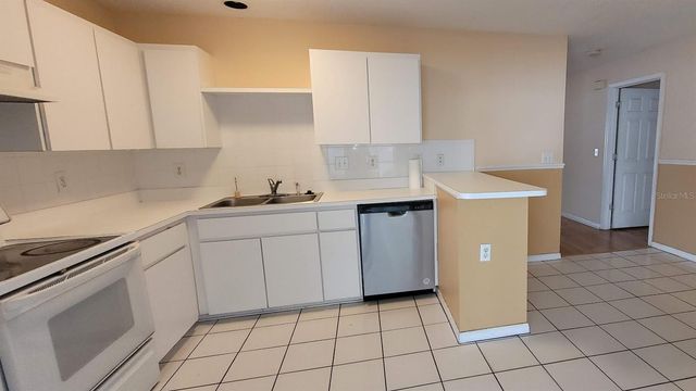 1710 TROPICANA WAY, Valrico, FL 33594