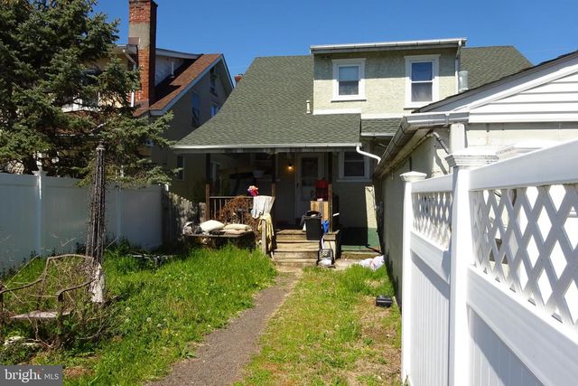 427 N CHESTNUT ST, Lansdale, PA 19446