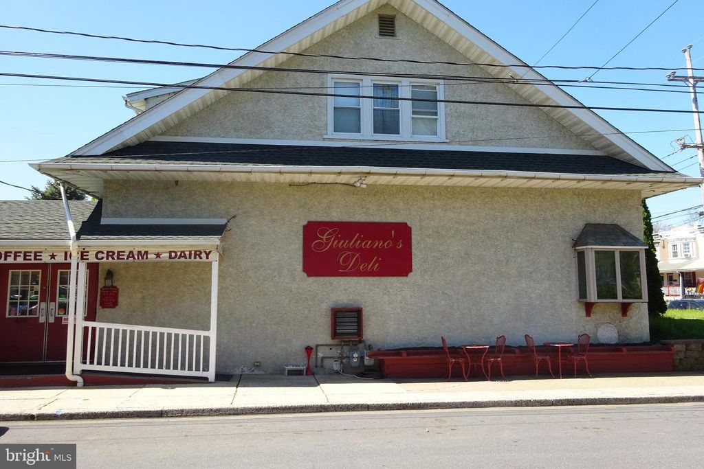 427 N CHESTNUT ST, Lansdale, PA 19446
