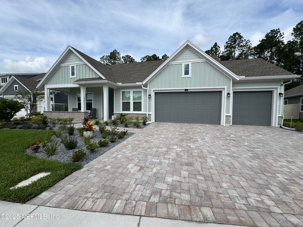 124 TRAFFORD Court, St. Johns, FL 32259