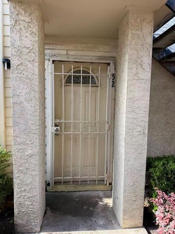 10075 Westpark Drive 52, Houston, TX 77042