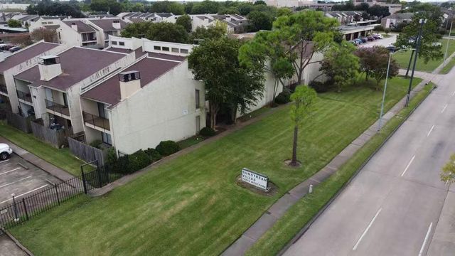 10075 Westpark Drive 52, Houston, TX 77042