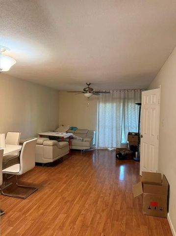10075 Westpark Drive 52, Houston, TX 77042