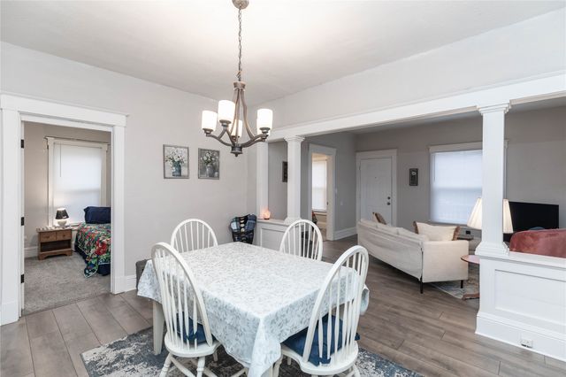 1761 Des Moines Street, Des Moines, IA 50316