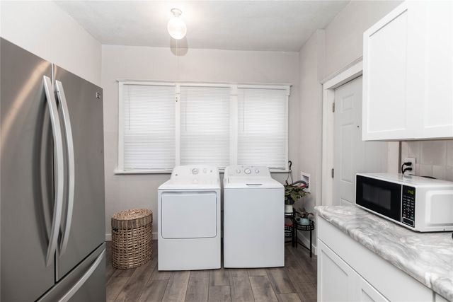 1761 Des Moines Street, Des Moines, IA 50316
