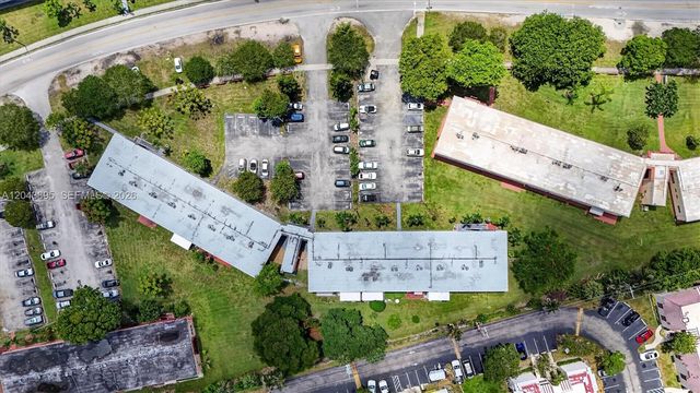 20311 NE 2nd Avenue 21, Miami, FL 33179