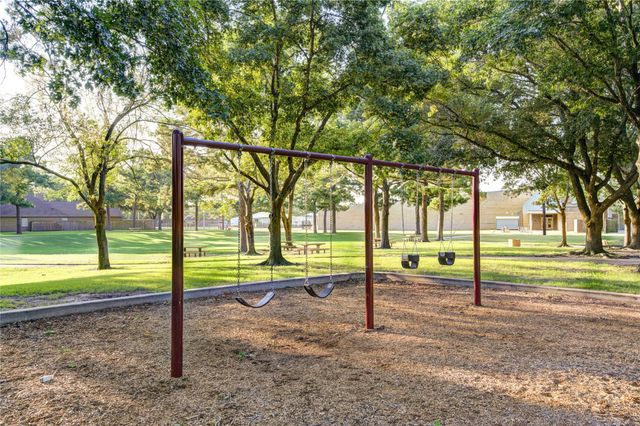 23027 Lodgepoint Drive, Katy, TX 77494