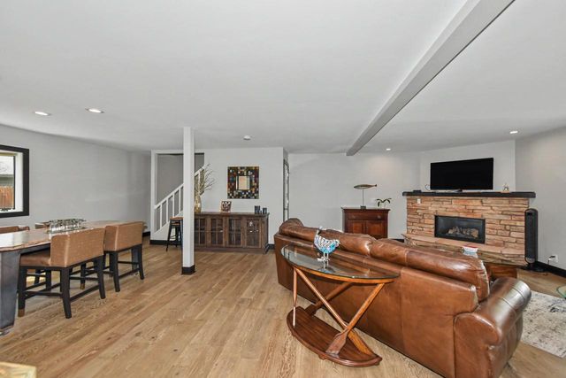 28906 Beach DRIVE, Waterford, WI 53185