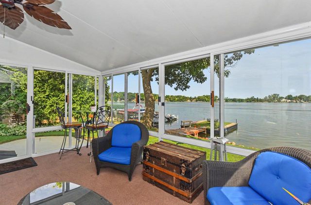 28906 Beach DRIVE, Waterford, WI 53185