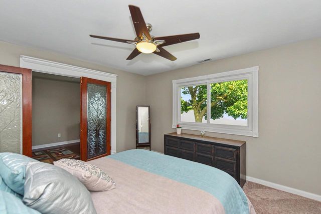 28906 Beach DRIVE, Waterford, WI 53185