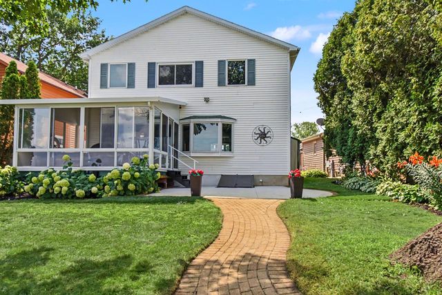 28906 Beach DRIVE, Waterford, WI 53185